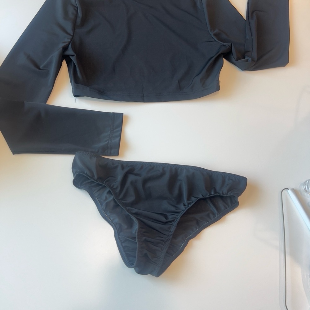 Luna Tuccini 2 Piece Swimsuit (with long sleeves) - Picture 4 of 10